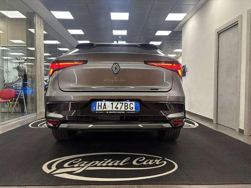 Usata Renault Rafale Techno 131 CV (96 kW) 2025 Grigio SUV