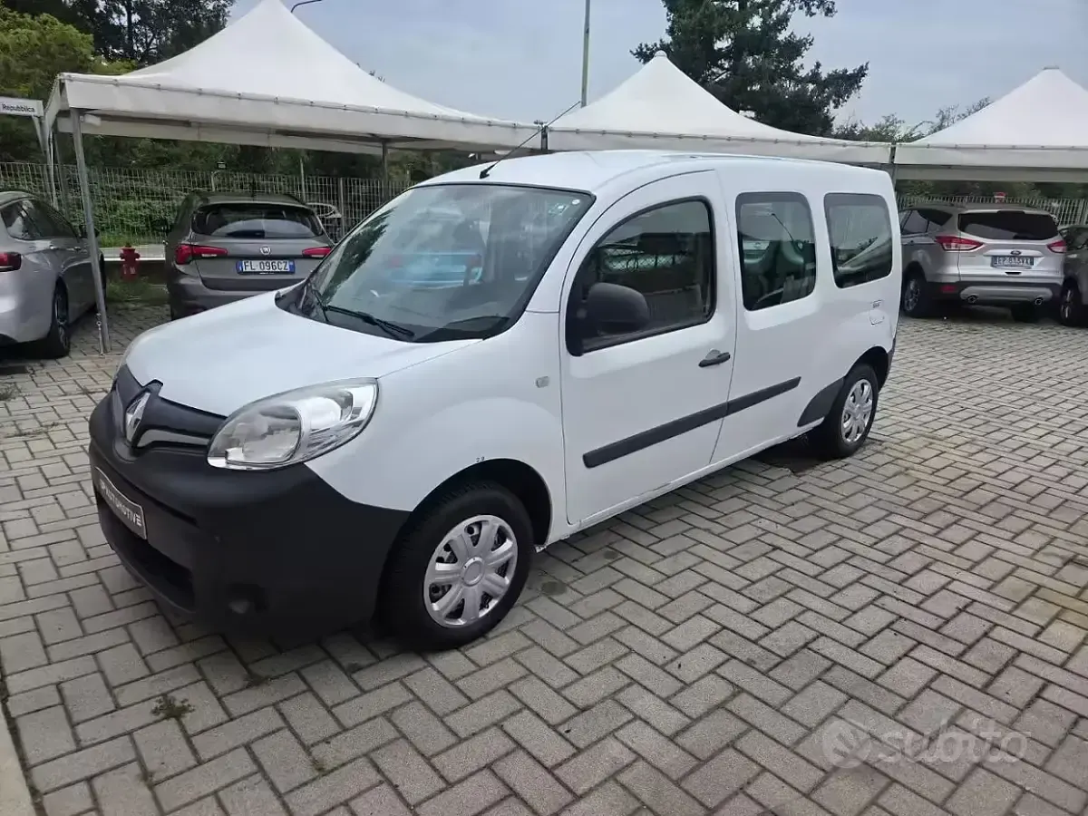 Usata Renault Kangoo 116 CV (85 kW) 2020 Bianco Monovolume