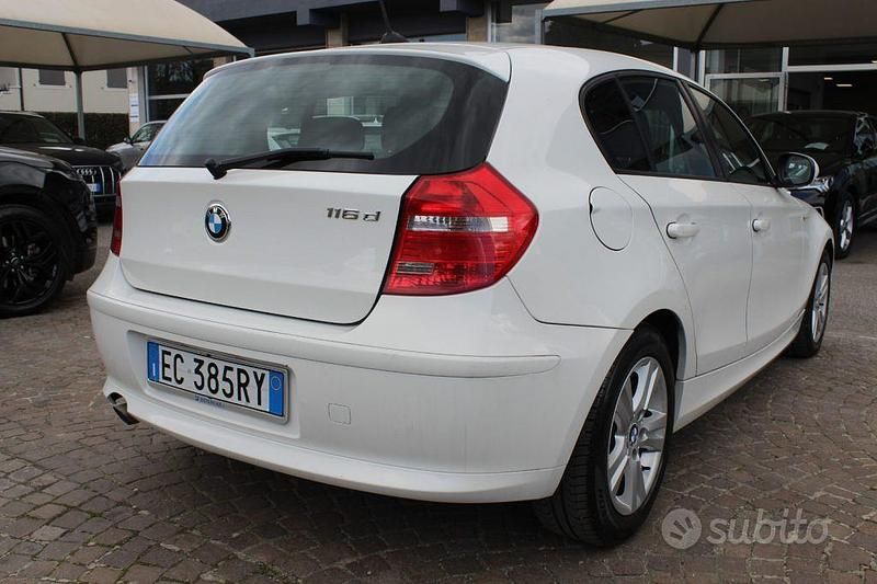 Usata BMW 116 Efficient Dynamics 116 CV (85 kW) 2010 Bianco Utilitaria