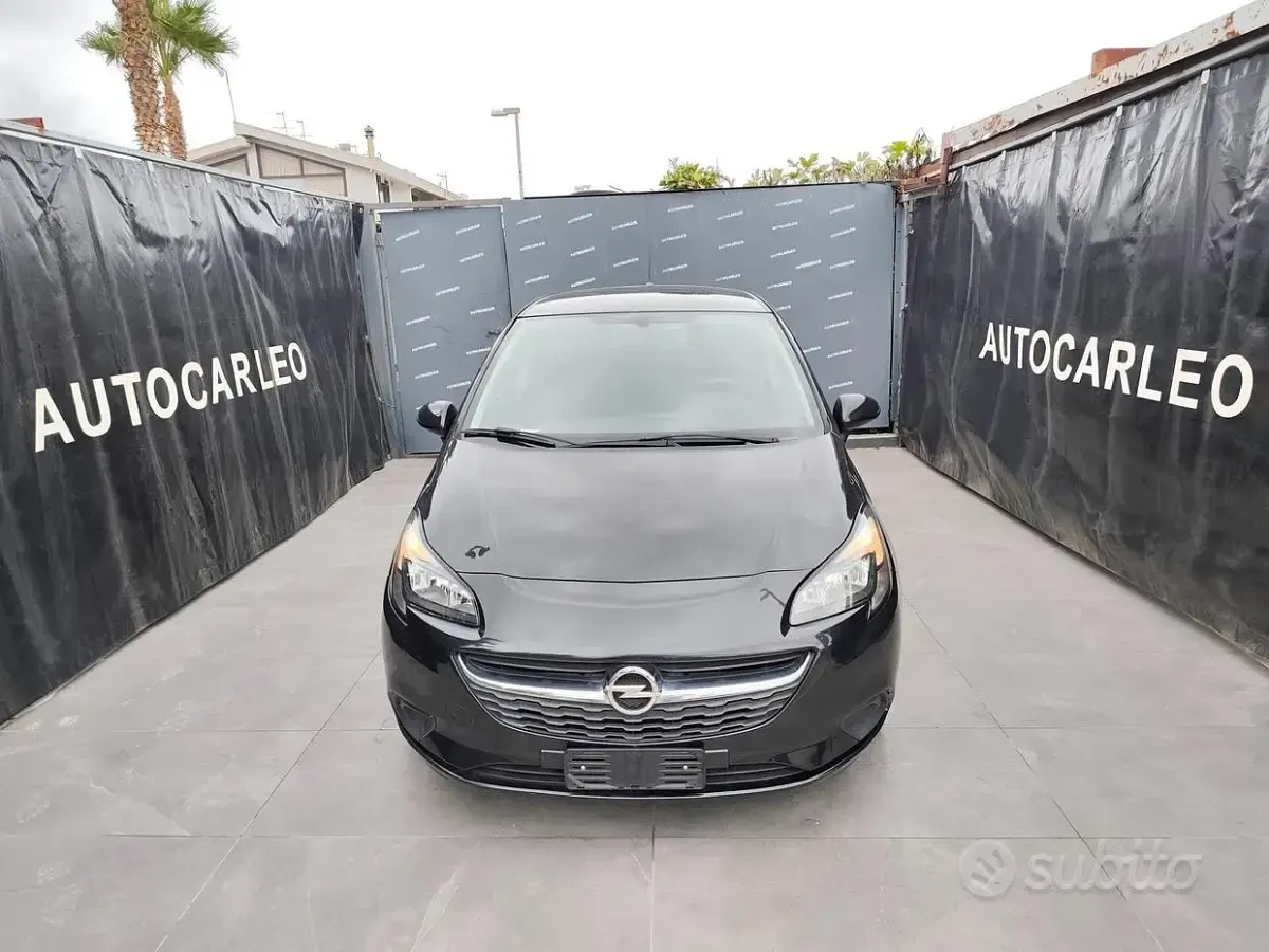 Usata Opel Corsa 90 CV (66 kW) 2016 Nero Utilitaria