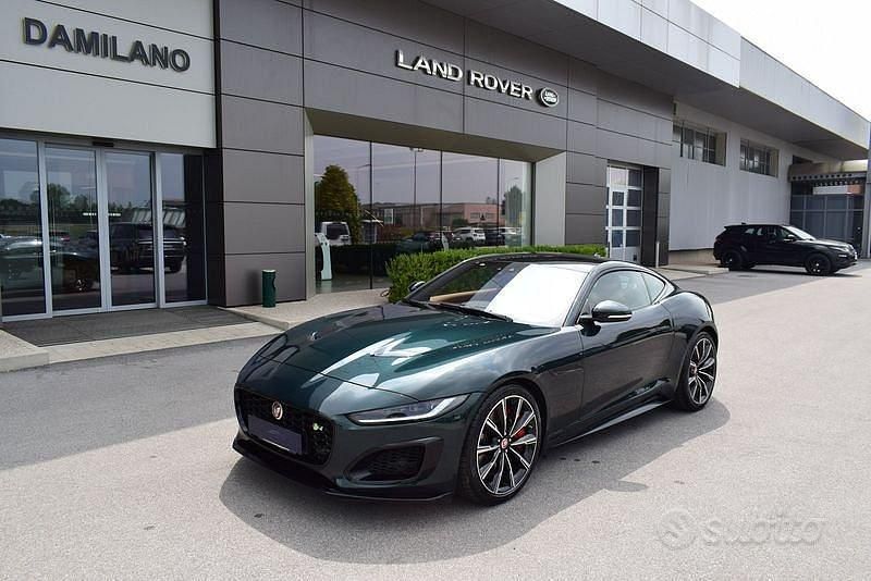 Usata Jaguar F-Type R 575 CV (422 kW) 2022 Verde Coupé
