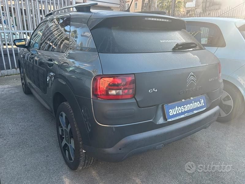 Usata Citroën C4 Feel 99 CV (72 kW) 2017 Grigio Berlina