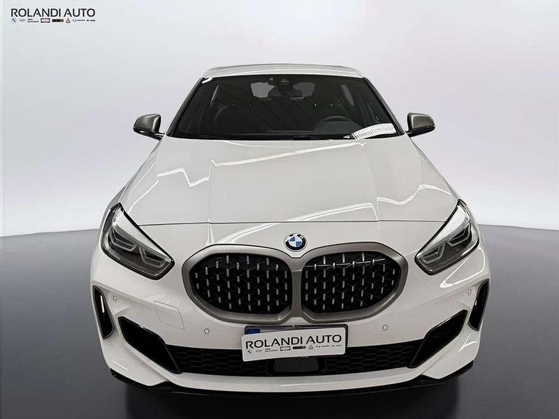 Usata BMW 135 306 CV (225 kW) 2024 Alpin white pastello Utilitaria