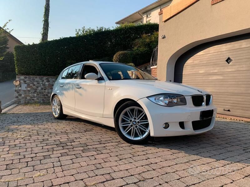 Bianco Usata 2007 BMW 120 Coupé M Sport Coupé | 8400 € - Immagine 1/4