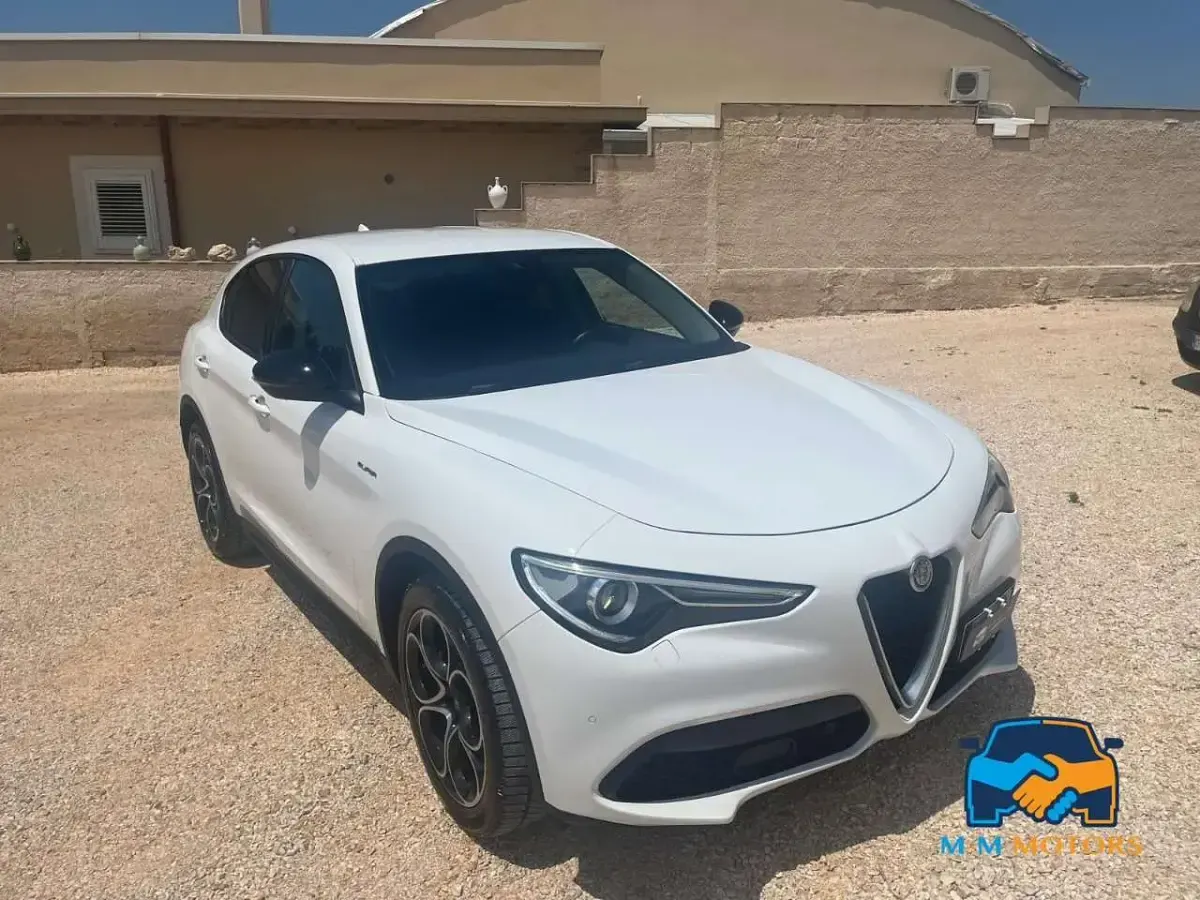 Usata Alfa Romeo Stelvio Super 190 CV (139 kW) 2021 Bianco SUV