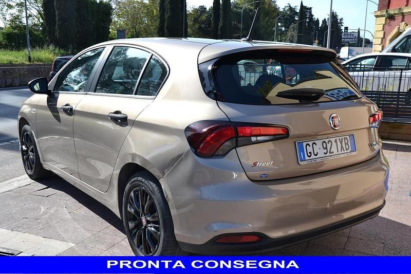 Occasion Fiat Tipo Street 95 ch (69 kW) 2020 Jaune Berline