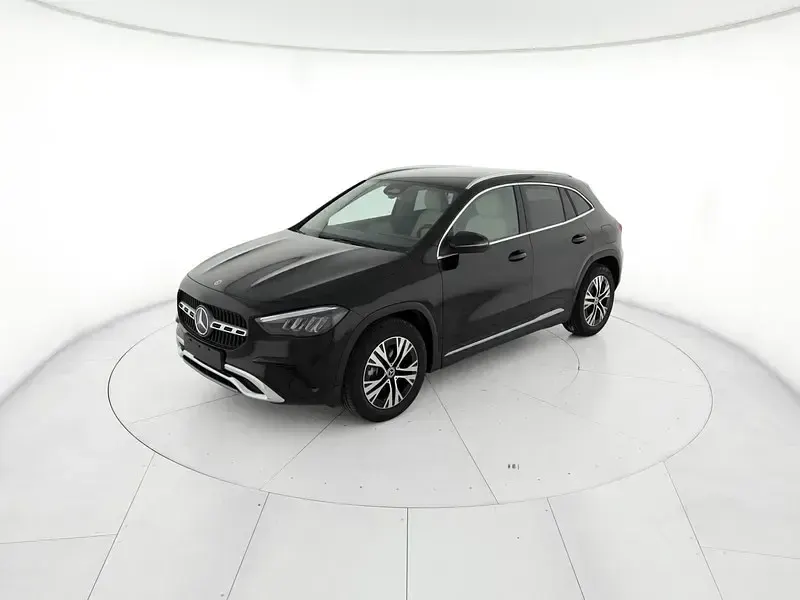 Nuova Mercedes GLA200 Progressive 150 CV (110 kW) 2026 Nero SUV