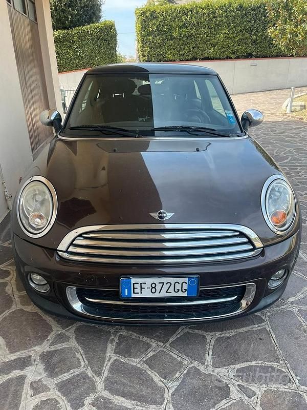 Occasion Mini Cooper D 140 ch (102 kW) 2011 Marron Citadine