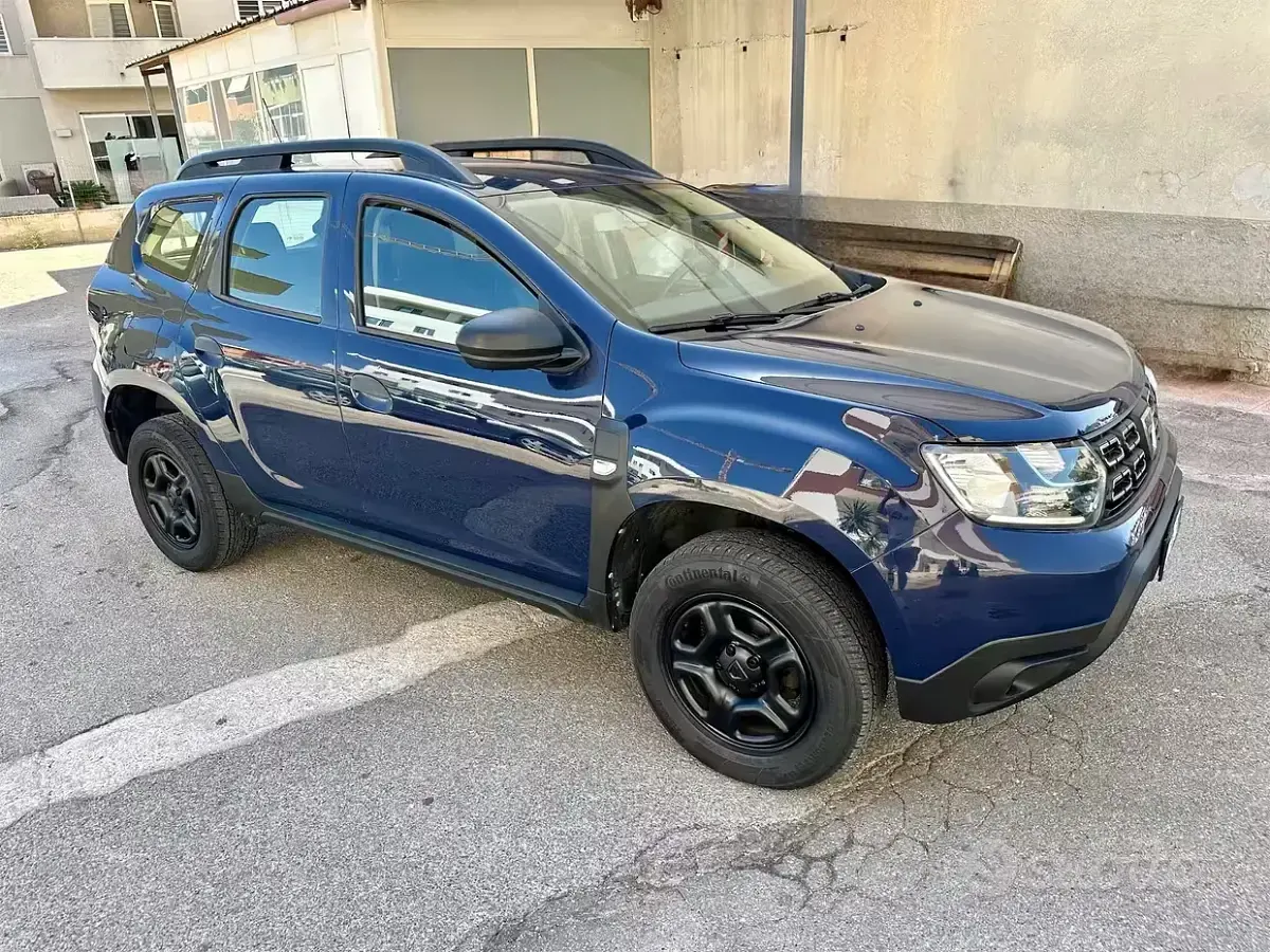 Usata Dacia Duster Essentiel 114 CV (83 kW) 2018 Bluazzurro SUV