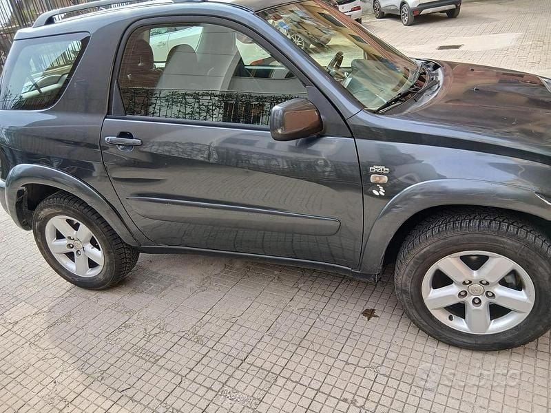 Gebraucht Toyota RAV4 128 PS (94 kW) 2005 SUV