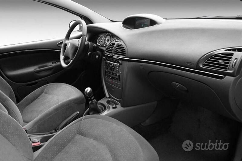 Grigio Usata 2006 Citroën C5 Tre volumi | 2800 € - Immagine 1/3