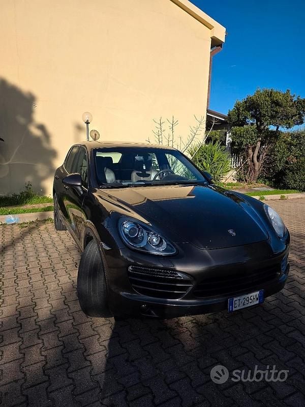 Usata 2011 Porsche Cayenne SUV | 20.000 € - Immagine 1/4