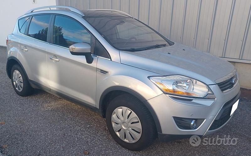 Usata Ford Kuga Titanium 163 CV (119 kW) 2011 Argento SUV