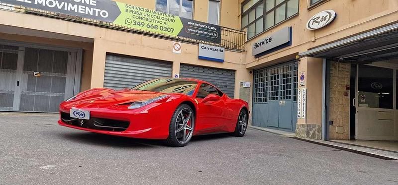Usata Ferrari 458 570 CV (419 kW) 2011 Rosso Coupé
