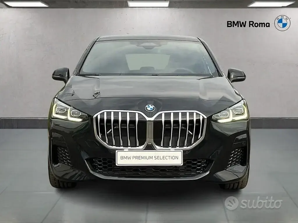Gebraucht BMW 218 Active Tourer M Sport 150 PS (110 kW) 2025 Schwarz Van / Kleinbus