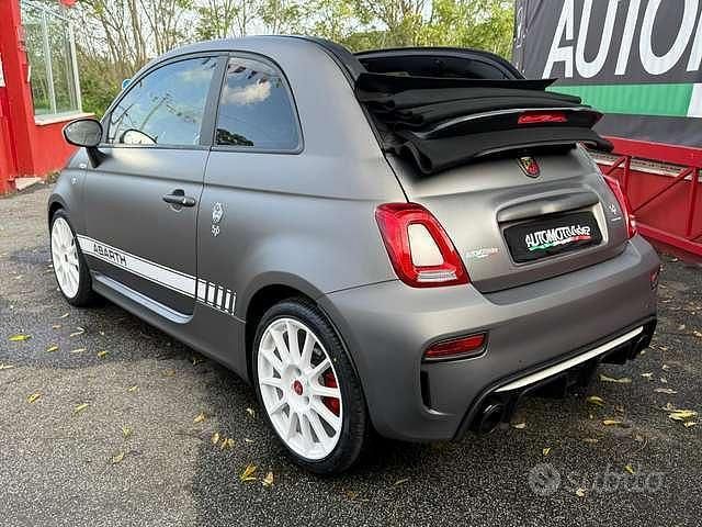 Usata Abarth 595C Esseesse 180 CV (132 kW) 2019 Grigio Cabrio