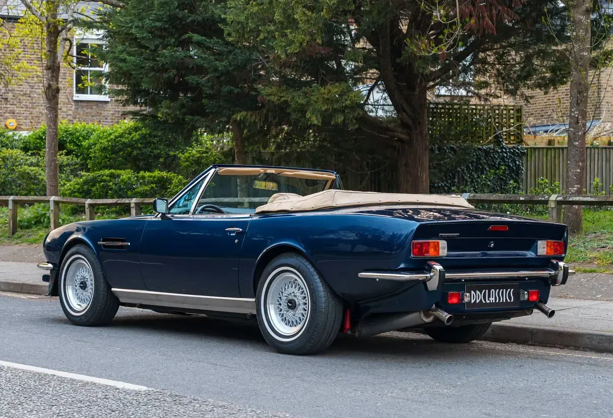 Usata Aston Martin V8 315 CV (231 kW) 1986 Blu Coupé