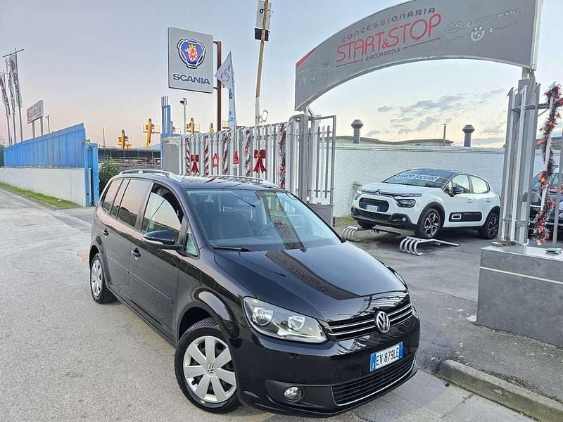 Nero Usata 2014 VW Touran Comfortline Monovolume | 8400 € (Ottimo prezzo) - Immagine 1/4