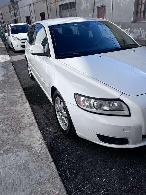 Usata Volvo V50 Plus 114 CV (83 kW) 2011 Station wagon