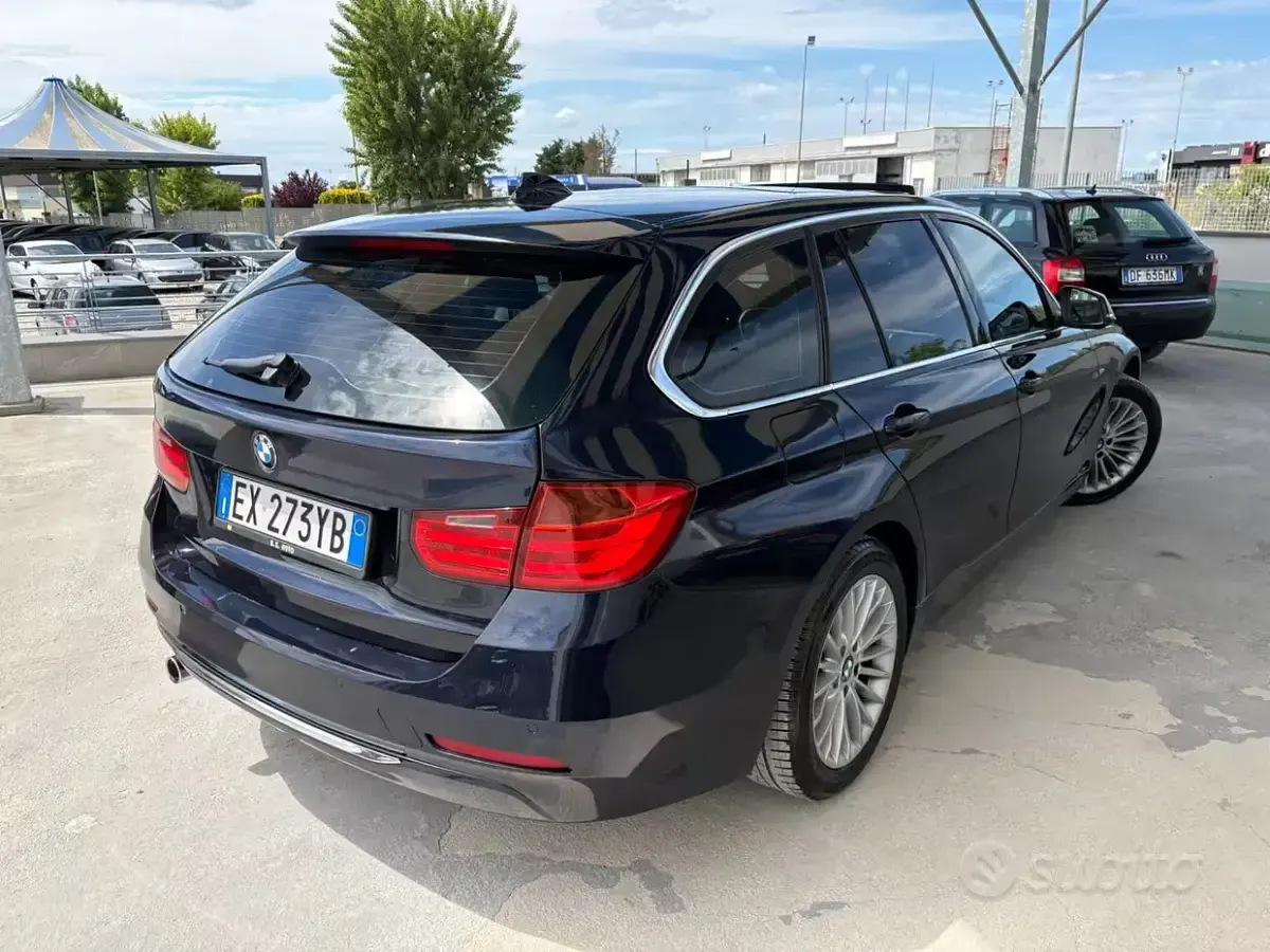 Usata BMW 320 Efficient Dynamics 184 CV (135 kW) 2014 Bluazzurro Station wagon