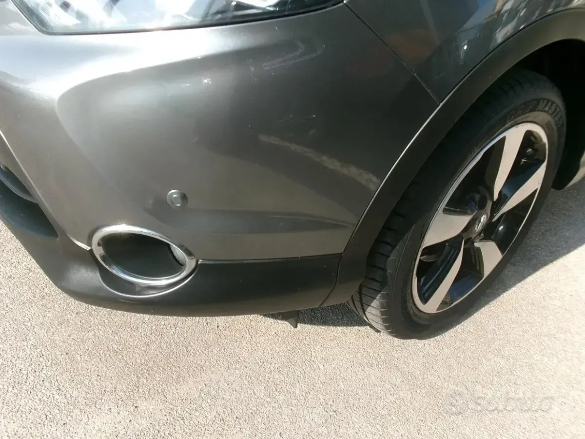 Usata Nissan Qashqai 360º 110 CV (80 kW) 2017 Grigio SUV