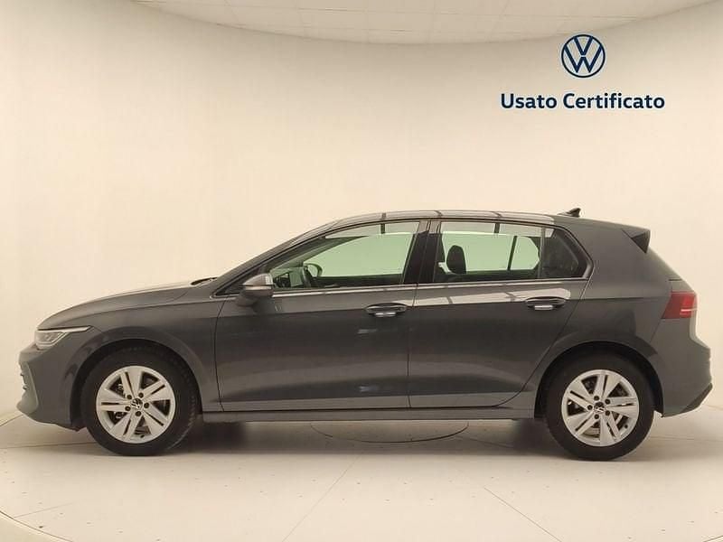 Usata VW Golf VIII Life 115 CV (84 kW) 2025 Utilitaria