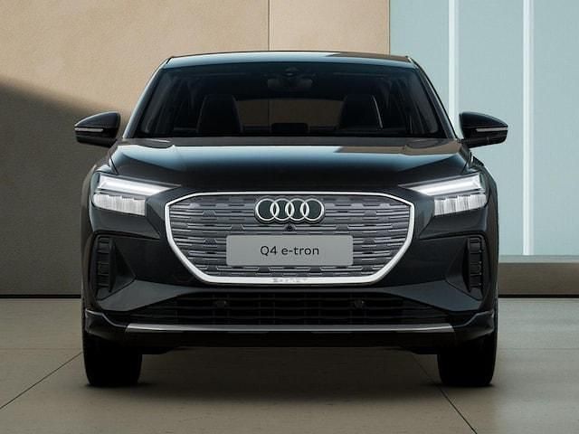 Nuova Audi Q4 e-tron Advanced Plus 210 kW (286 CV) 2025 Nero mythos metallizzato SUV