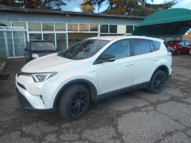 Usata Toyota RAV4 Hybrid Business Edition 154 CV (113 kW) 2018 Bianco SUV