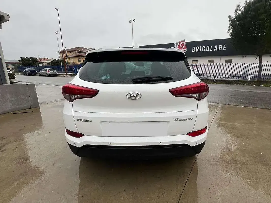 Usata Hyundai Tucson Comfort 116 CV (85 kW) 2017 Bianco SUV