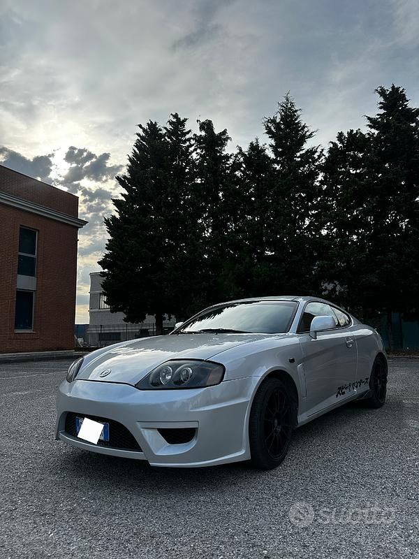 Usata 2003 Hyundai Coupé Coupé | 4950 € (Ottimo prezzo) - Immagine 1/4
