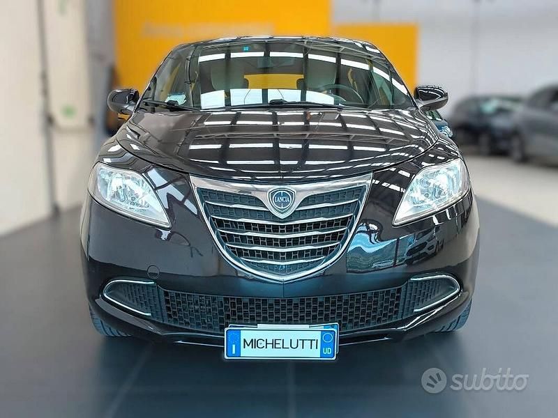 Usata Lancia Ypsilon Gold 95 CV (69 kW) 2014 Nero Utilitaria