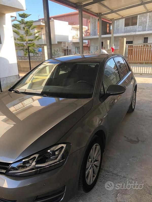 Usata VW Golf VII 110 CV (80 kW) 2015 Grigio Berlina