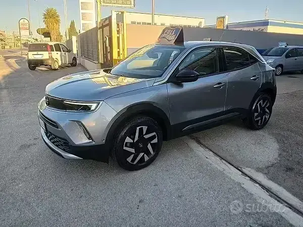 Usata Opel Mokka Elegance 110 CV (80 kW) 2022 Grigio SUV