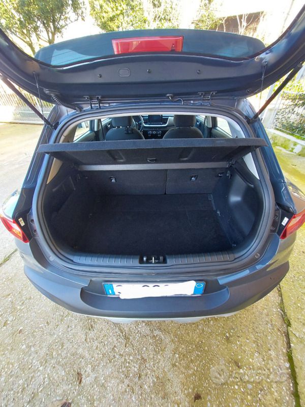 Usata Kia Stonic 100 CV (73 kW) 2021 Grigio SUV