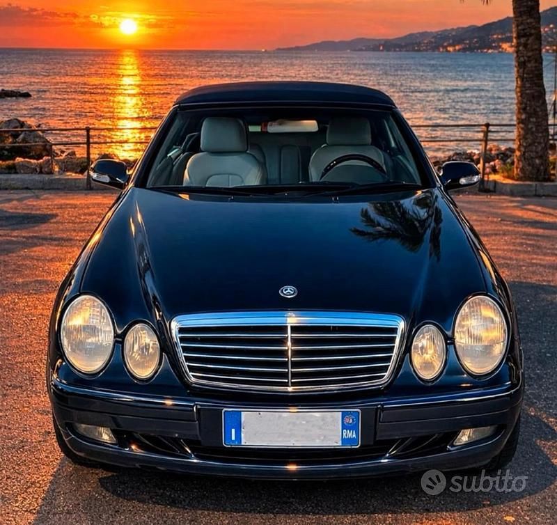 Usata Mercedes CLK200 2002 Blu Cabrio