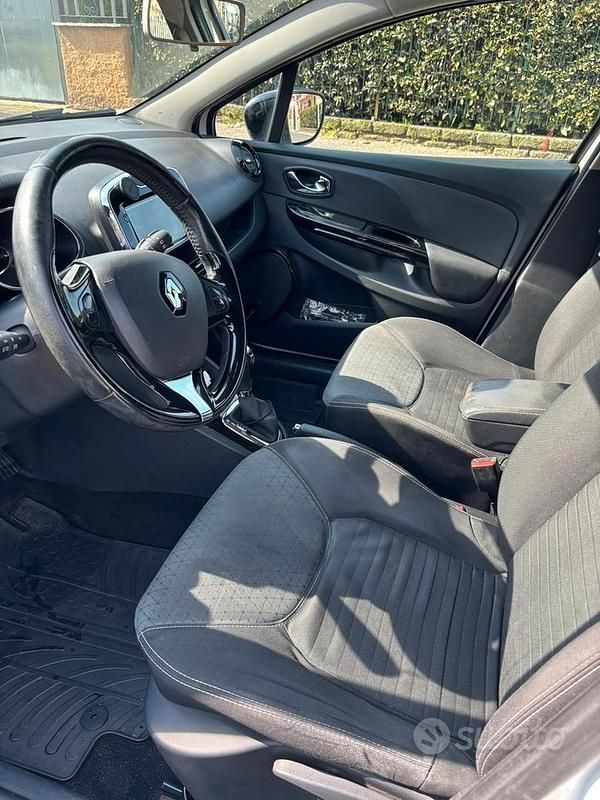 Usata Renault Clio IV 90 CV (66 kW) 2014 Bianco Utilitaria