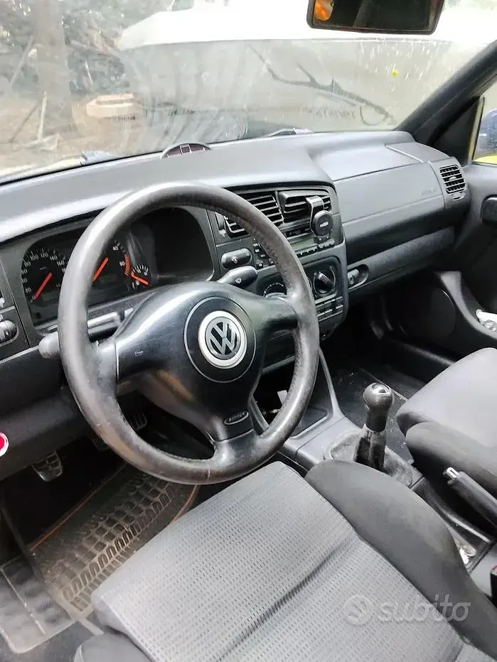 Usata VW Golf Cabriolet 90 CV (66 kW) 2001 Cabrio