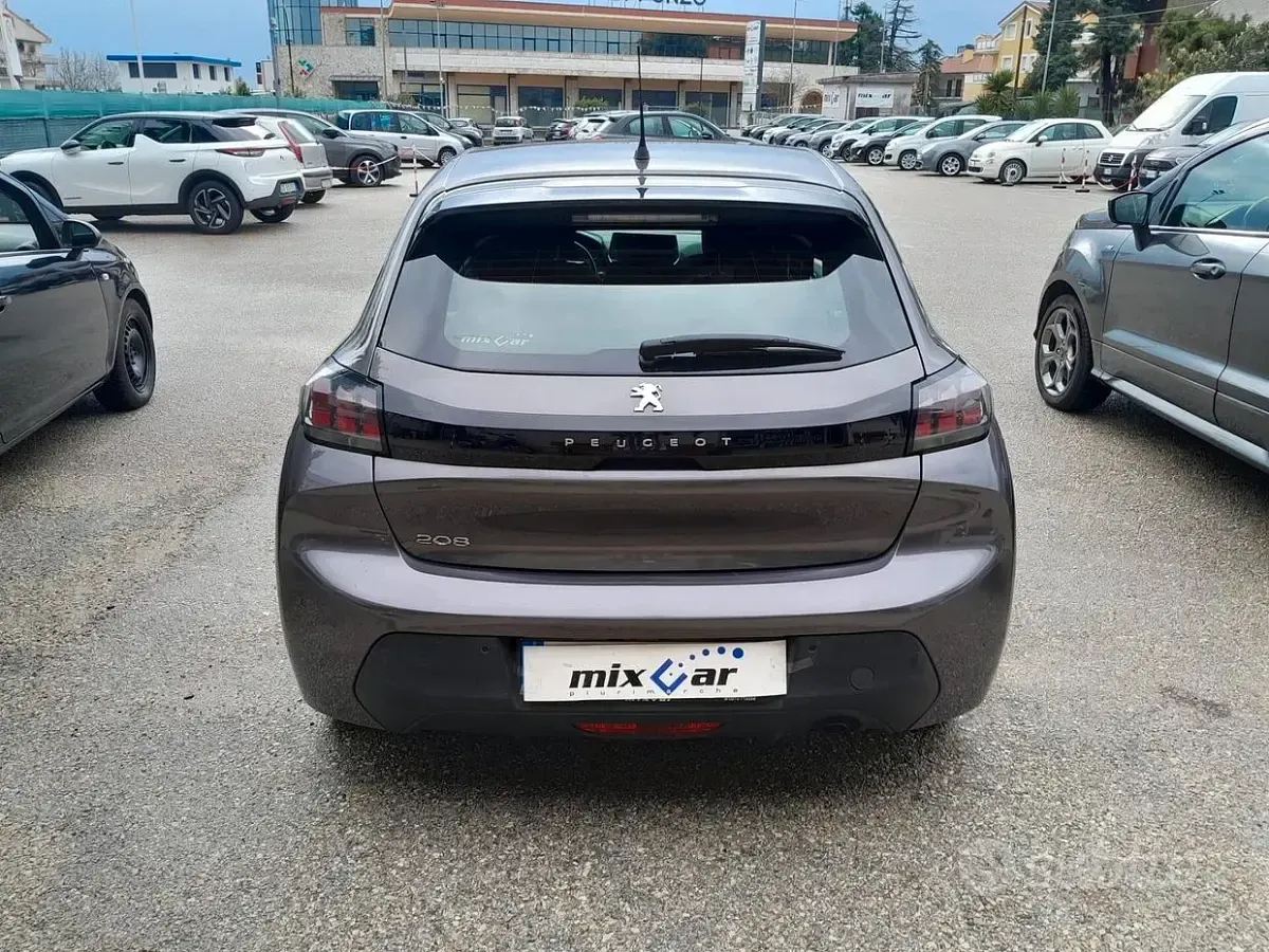 Usata Peugeot 208 Allure 101 CV (74 kW) 2020 Grigio Utilitaria