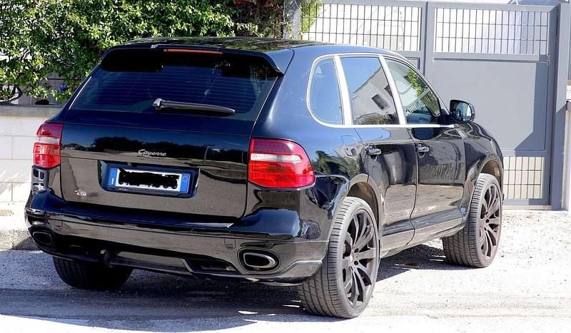 Usata Porsche Cayenne 450 CV (330 kW) 2007 Nero SUV
