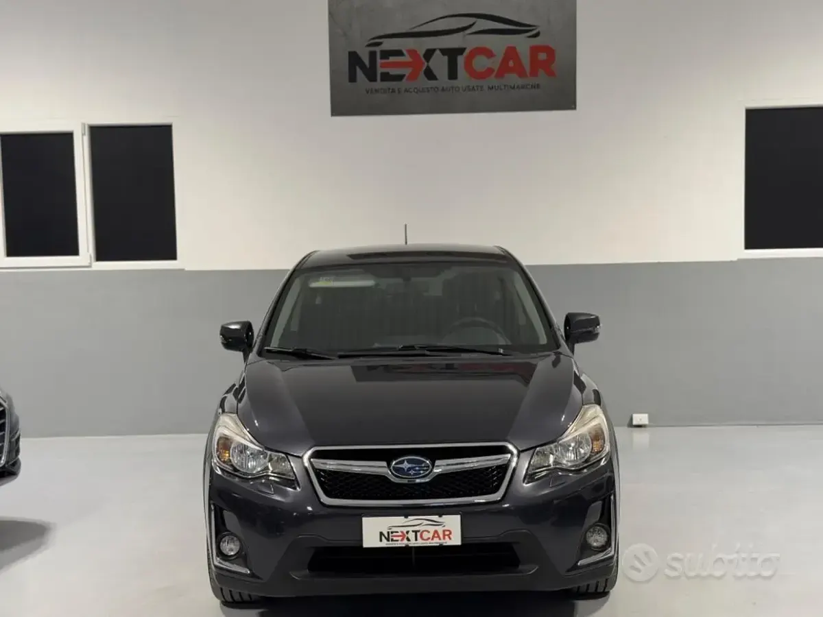 Usata Subaru XV Style 147 CV (108 kW) 2016 Grigio SUV