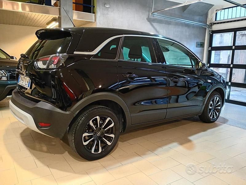 Usata Opel Crossland X Elegance 130 CV (95 kW) 2023 Nero SUV