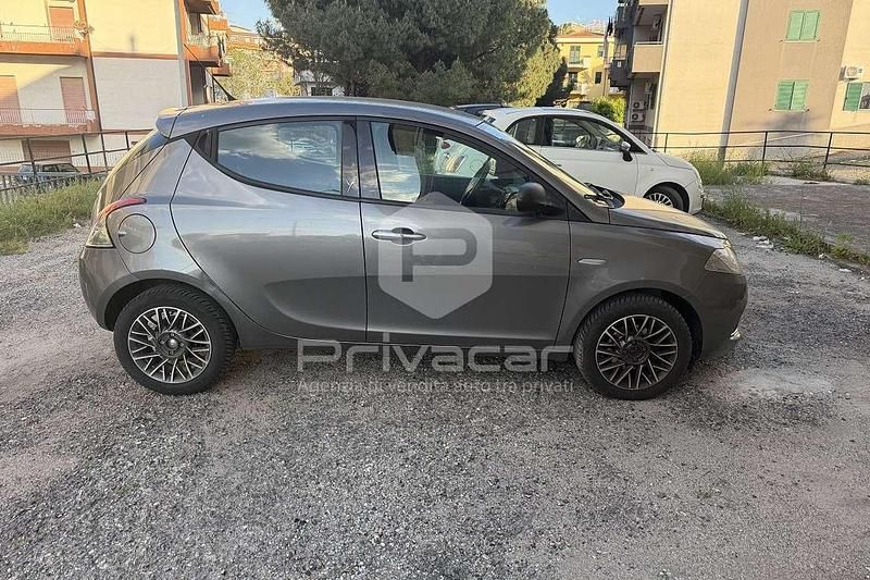 Usata Lancia Ypsilon S 95 CV (69 kW) 2017 Grigio Utilitaria