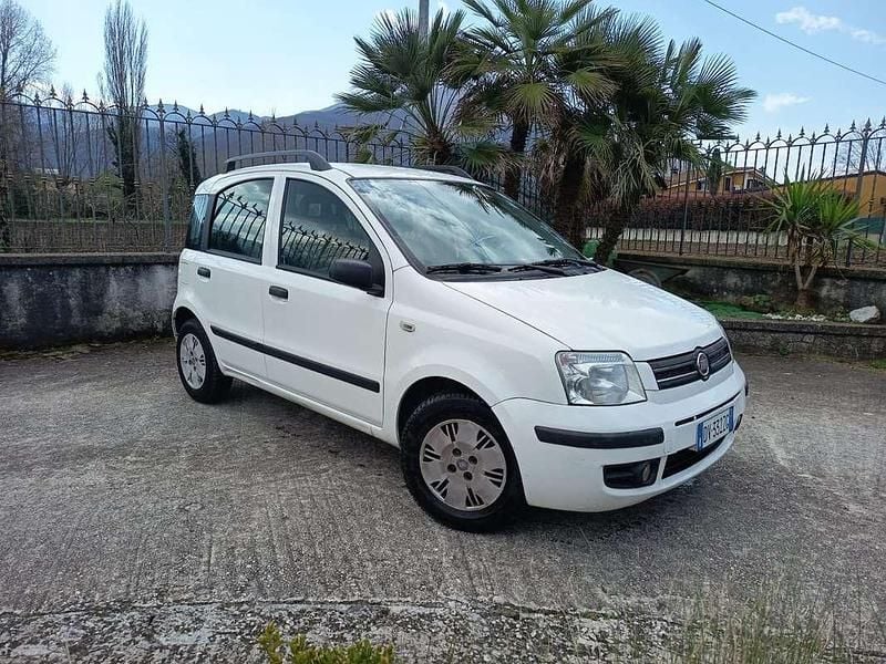 Usata Fiat Panda Dynamic 60 CV (44 kW) 2009 Bianco Utilitaria