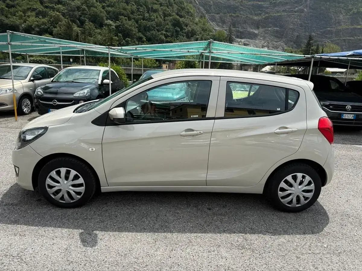 Usata Opel Karl Innovation 75 CV (55 kW) 2017 Beige Utilitaria