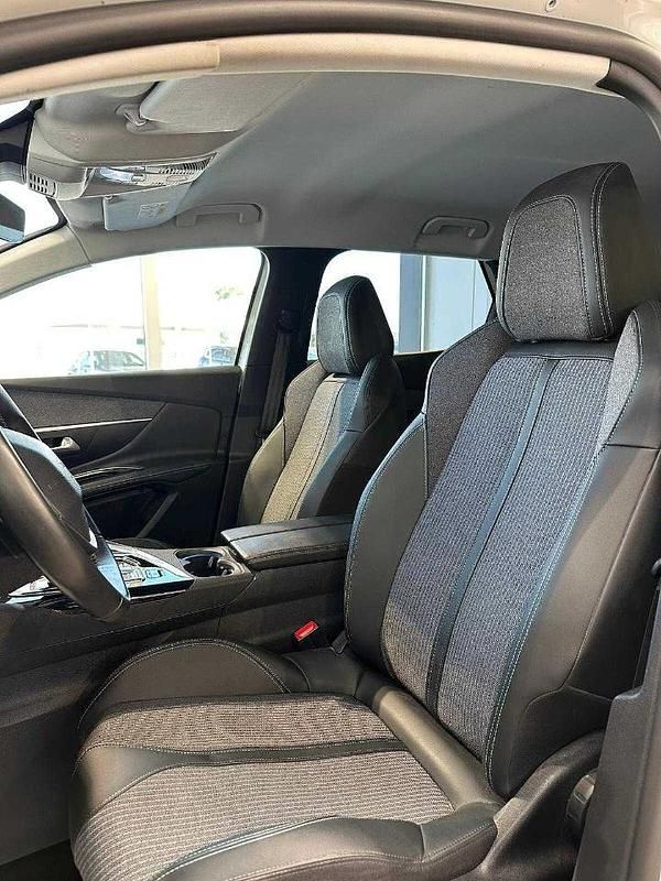 Usata Peugeot 3008 Allure 200 CV (147 kW) 2021 Bianco SUV