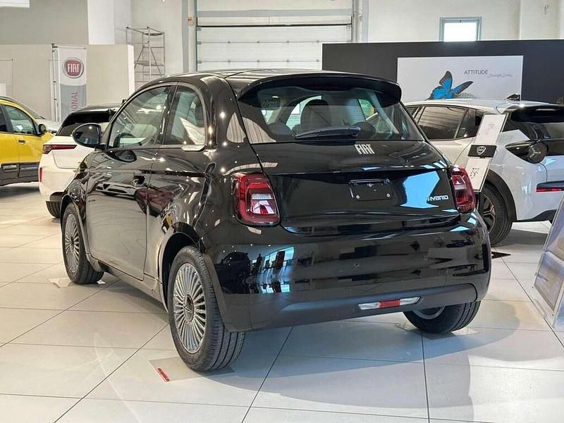 Nuova Fiat 500 65 CV (47 kW) 2026 Nero Berlina