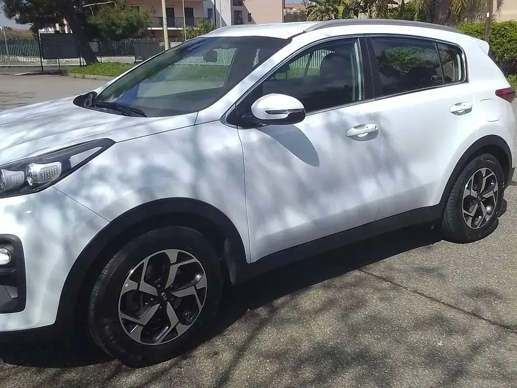 Usata Kia Sportage Urban 116 CV (85 kW) 2021 Bianco SUV