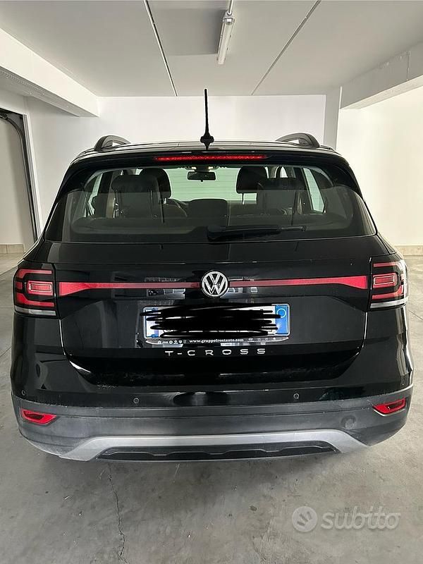 Usata VW T-Cross 95 CV (69 kW) 2020 Nero SUV