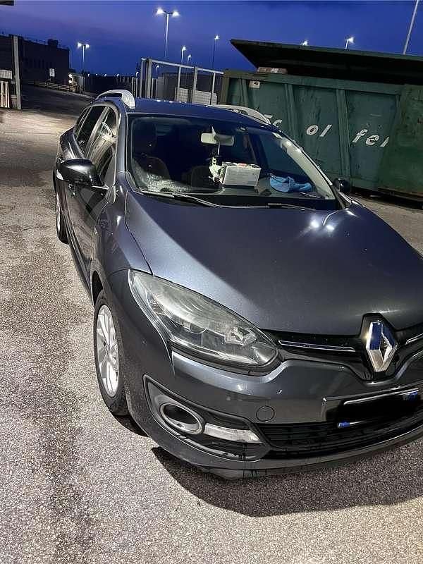 Usata Renault Mégane GrandTour LIMITED 110 CV (80 kW) 2016 Station wagon