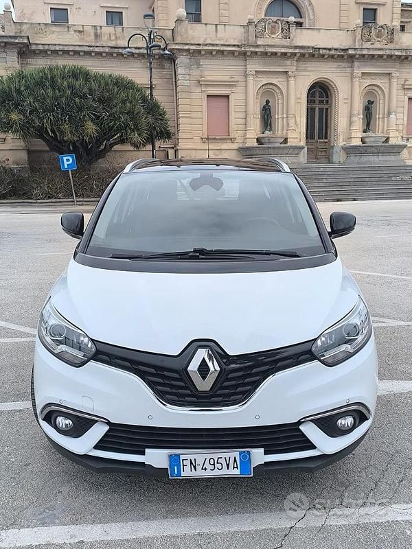 Usata Renault Grand Scénic IV 110 CV (80 kW) 2018 Bianco Monovolume